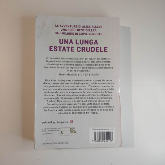Una lunga estate crudele - Alessia Gazzola (TEA, 2021)