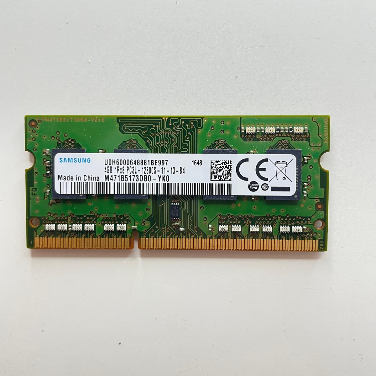 MEMORIA RAM SAMSUNG 4GB DDR3L 1X4GB 1RX8 PC3L 12800S 1600MHZ 1.35V SODIMM 204