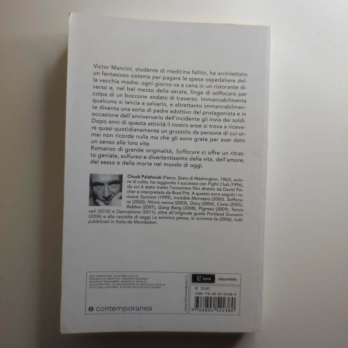 Soffocare - Chuck Palahniuk - Oscar Mondadori