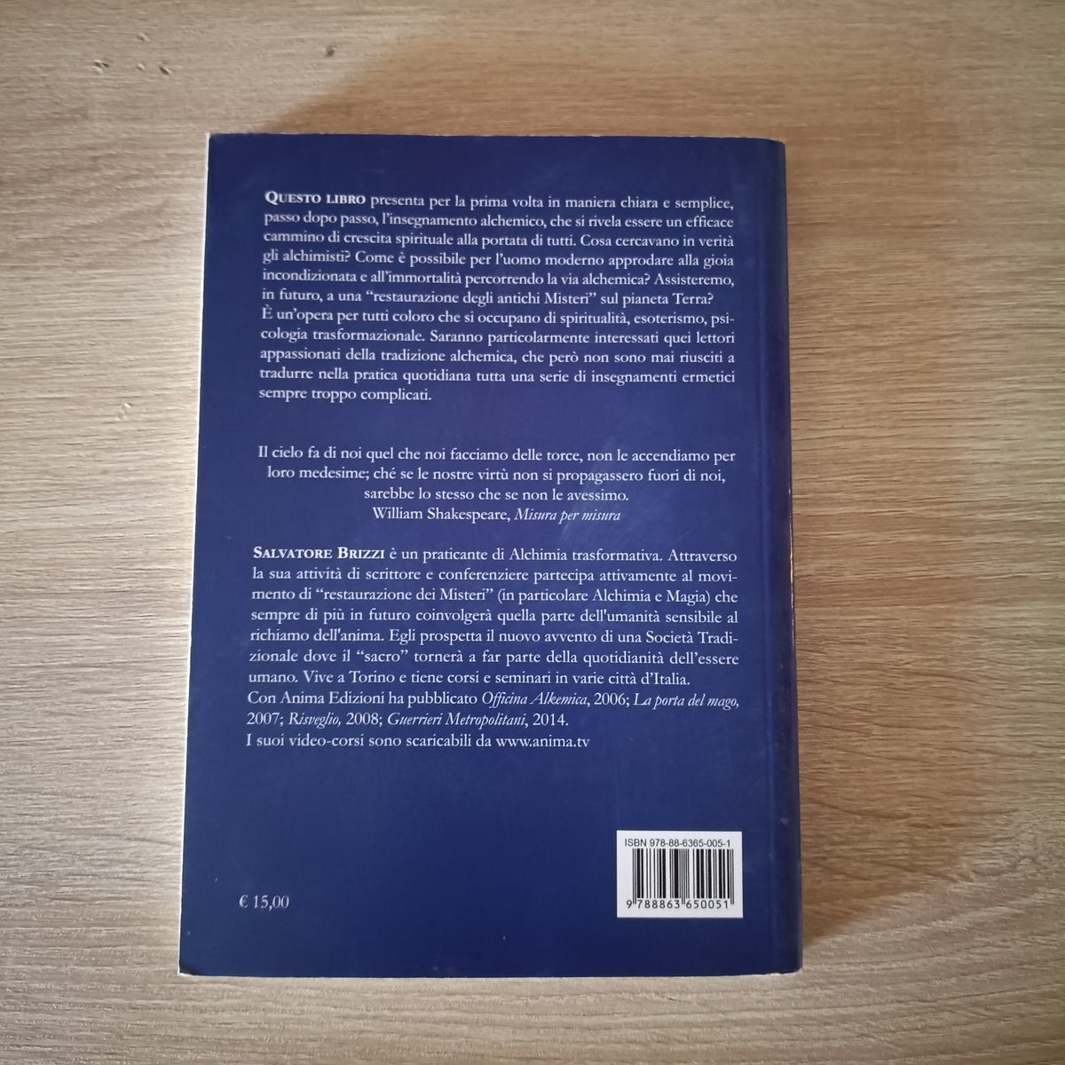 LIBRO: Officina alkemica - L'alchimia come via per la felicità incondizionata