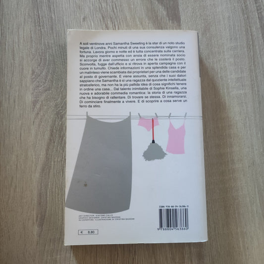 LA REGINA DELLA CASA SOPHIE KINSELLA OSCAR MONDADORI BEST SELLER 2011