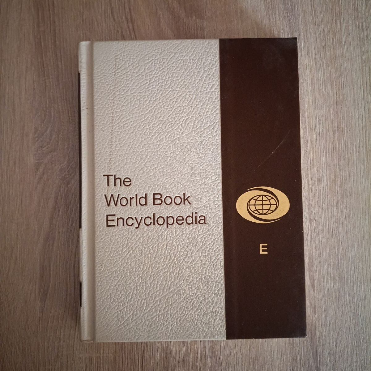 THE WORLD BOOK ENCYCLOPEDIA 6 E FIELD EDUCATIONAL CORPORATION 1977 IN INGLESE