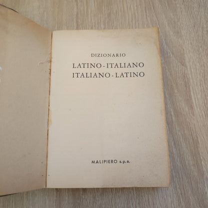 Dizionario Latino -italiano , Italiano -latino. Malipiero
