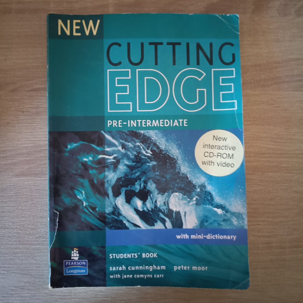 New Cutting Edge: Pre-intermediate: Student's Book: Pre-intermediate with Mini