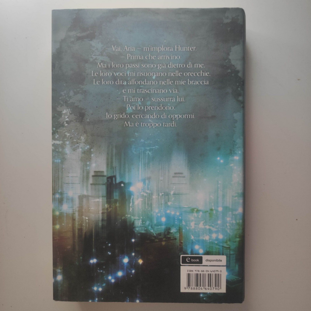 Lawrence - Mystic City - Romeo e Giulietta nella New York del Futuro - Mondadori