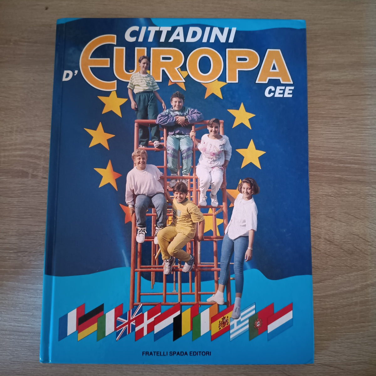 CITTADINI D'EUROPA CEE. AA.VV. Fratelli Spada Editori  1EDIZIONE