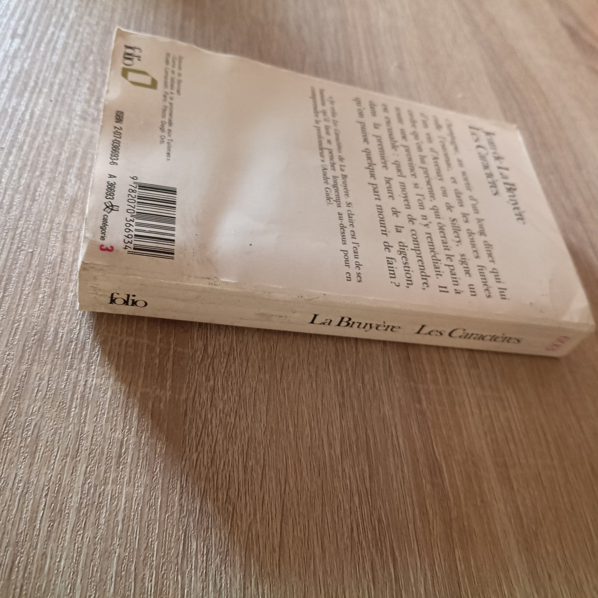 Les Caractères Jean de La Bruyère Folio Gallimard Libro Francese Vintage