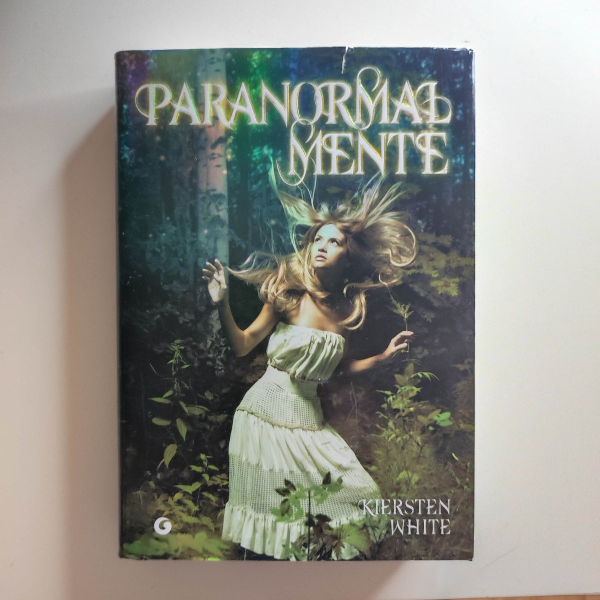 Book Libro PARANORMAL MENTE Kiersten White 2011 GIUNTI paranormalmente (L49)