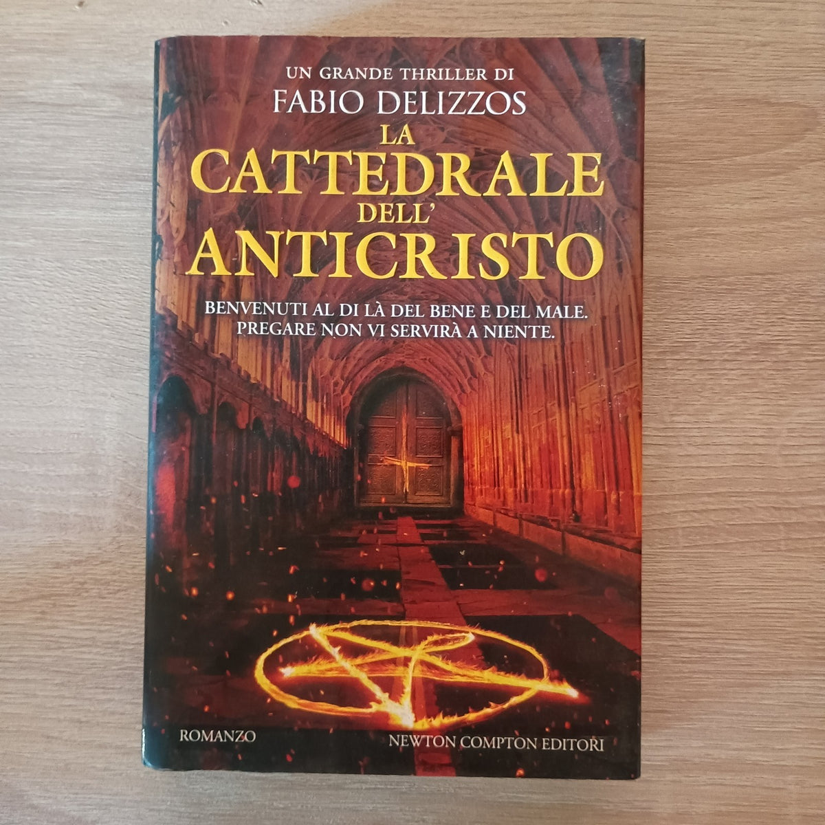 LA CATTEDRALE DELL'ANTICRISTO - LIBRO USATO - 9788854131569