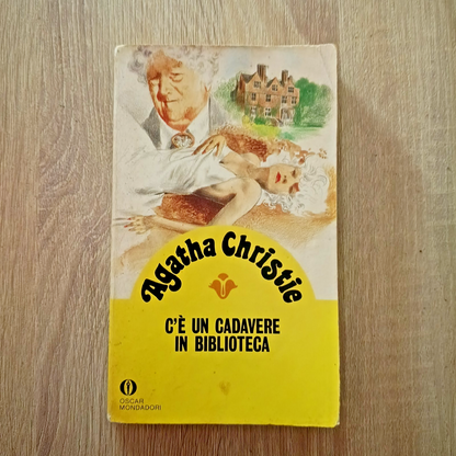 LIBRO C'E' c'è UN CADAVERE IN BIBLIOTECA AGATHA CHRISTIE 1815 MONDADORI 1987
