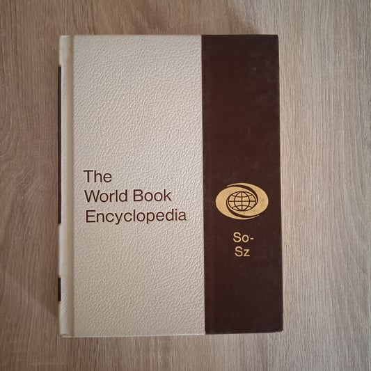 Vintage 1974 The World Book Encyclopedia Vol 18 So-Sz Events History Hardcover